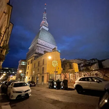Near The Po Appartement *